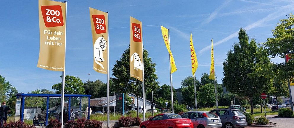 Außenansicht des neuen ZOO & Co.-Fachmarktes in Nieder-Ramstadt 
