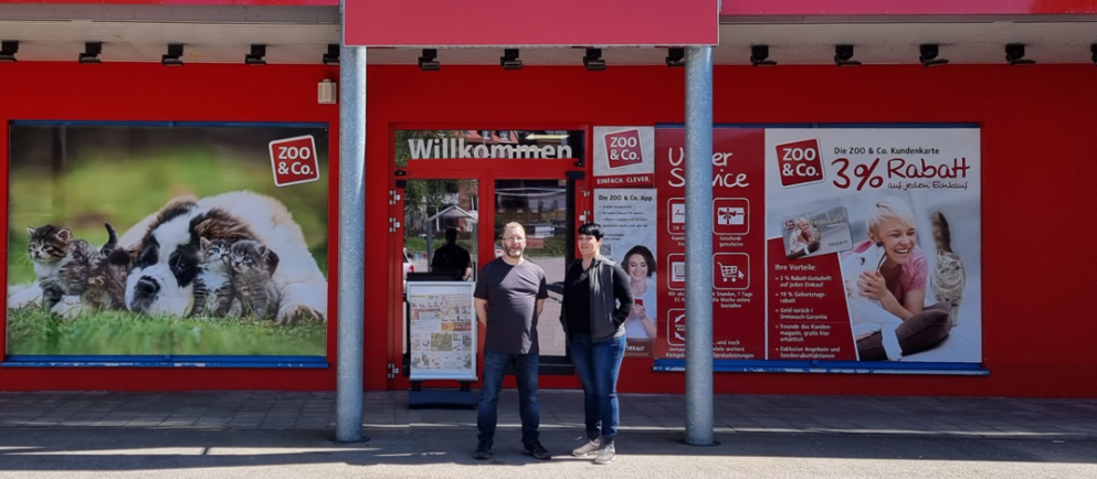 Die Geschäftsführung mit Wolfgang Buchholz, der im Mai 2023 seinen ersten ZOO & Co.-Fachmarkt in Zwickau eröffnet und über 20 Jahre Erfahrung in der Heimtierbranche mitbringt